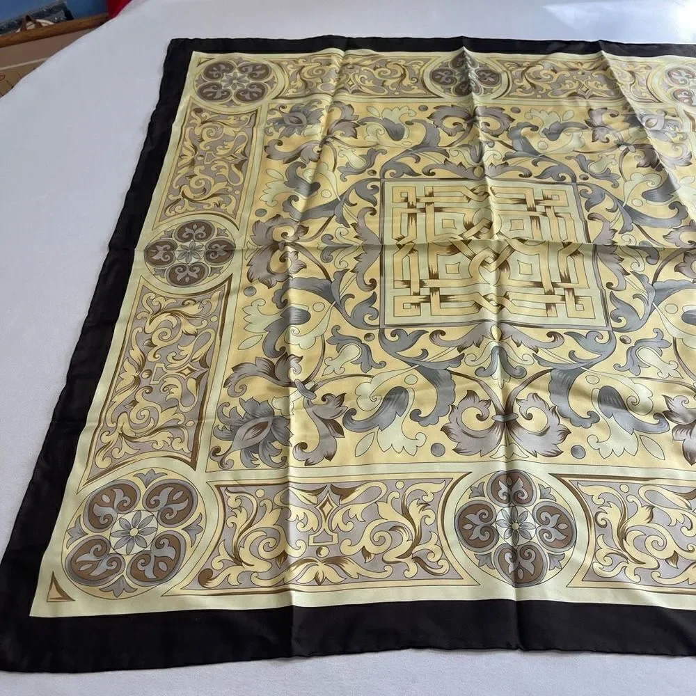 Carlisle Designer Paisley VTG Silk Scarf